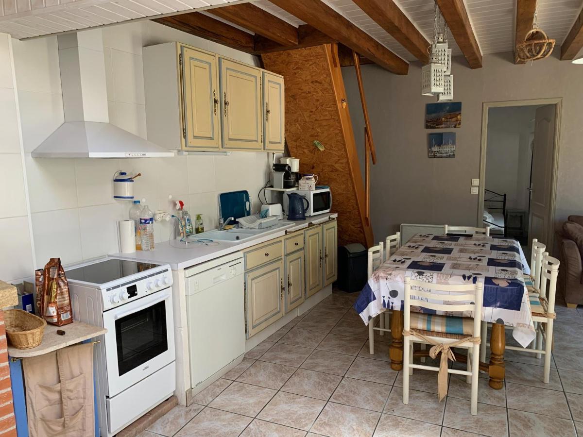Maison De Pays Au Centre Du Village Saint-Martin-de-Ré Esterno foto